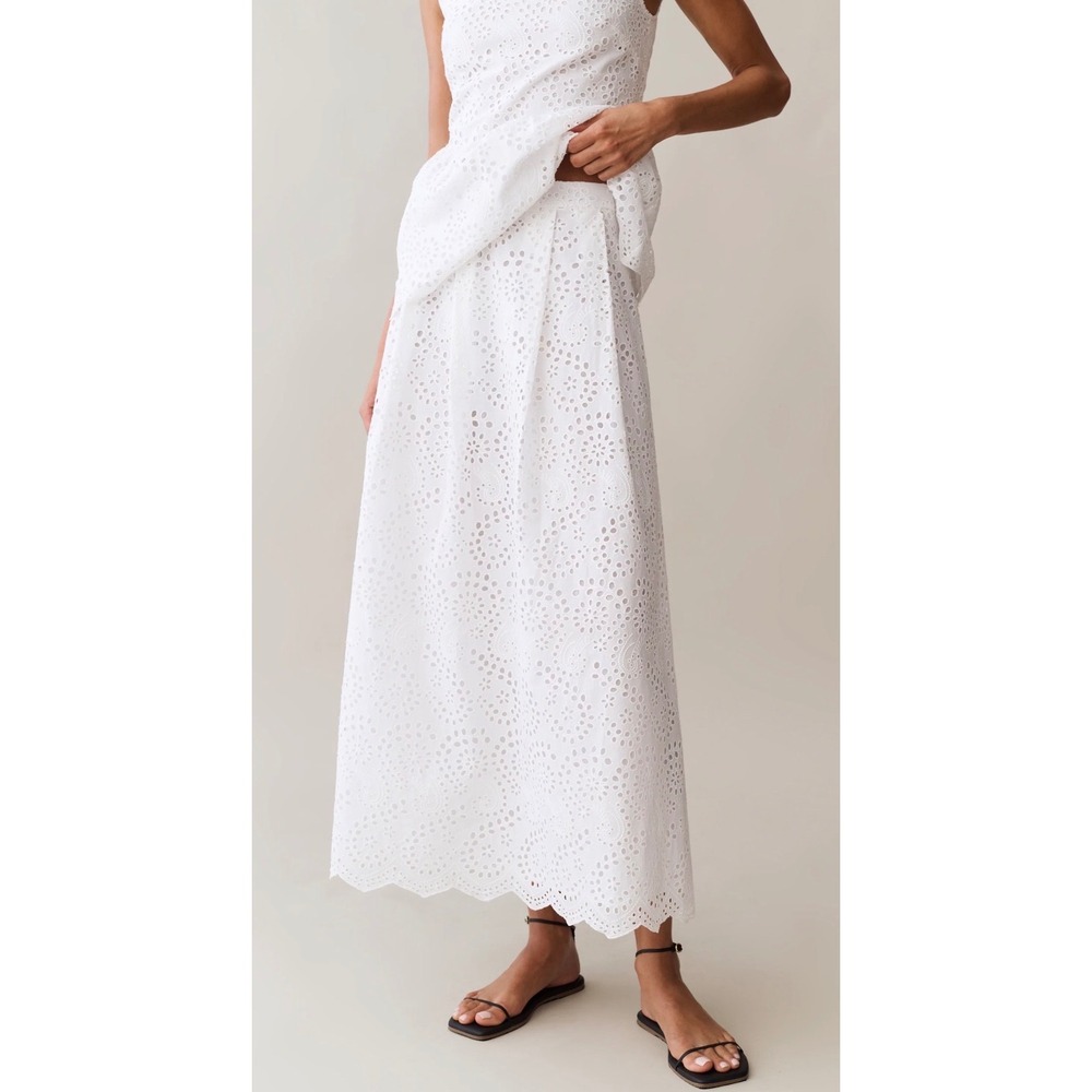 O.P.T One Pretty Time White Eyelet Cotton Maxi Skirt Scalloped Hem Size 6 NEW